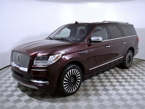Used 2019 Lincoln Navigator L Black Label AWD/4WD image 3