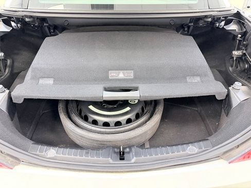 Used 2014 Mercedes-Benz SLK 250 image 18