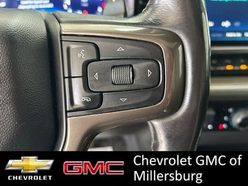 Used 2022 Chevrolet Silverado 1500 High Country w/ Technology Package AWD/4WD image 21