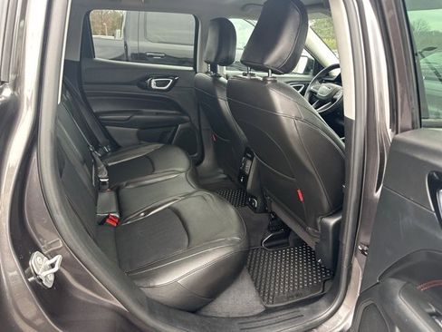 Used 2022 Jeep Compass Trailhawk w/ Trailhawk Convenience Group image 20