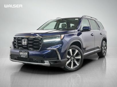 Used 2025 Honda Pilot Touring