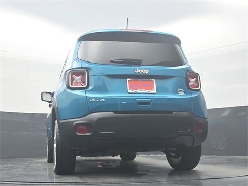 Used 2021 Jeep Renegade Latitude w/ Convenience Group image 31