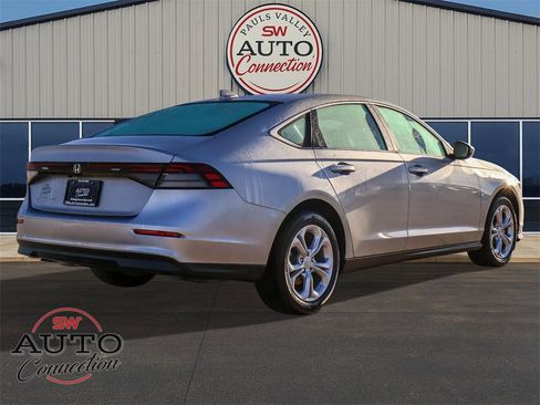 Used 2024 Honda Accord LX image 7