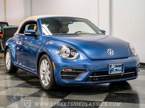 Used 2019 Volkswagen Beetle 2.0T Final Edition SEL image 16