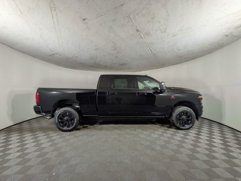 New 2026 RAM 2500 Laramie AWD/4WD image 6
