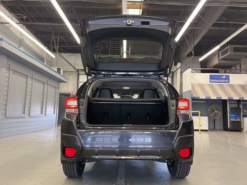 Used 2019 Subaru Crosstrek 2.0i Limited w/ Moonroof Package image 9