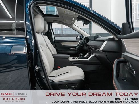 Used 2024 MAZDA CX-90 Plug-In Hybrid w/ Preferred image 39