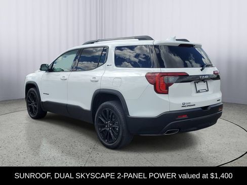 Used 2023 GMC Acadia SLT w/ Elevation Edition AWD/4WD image 5
