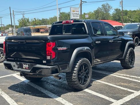Used 2023 Chevrolet Colorado Trail Boss w/ Technology Package AWD/4WD image 7