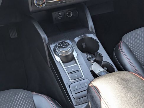 Used 2025 Ford Escape ST-Line FWD image 14