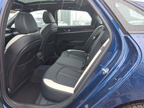 Used 2025 Kia K5 GT-Line w/ GT-Line Premium Package image 10