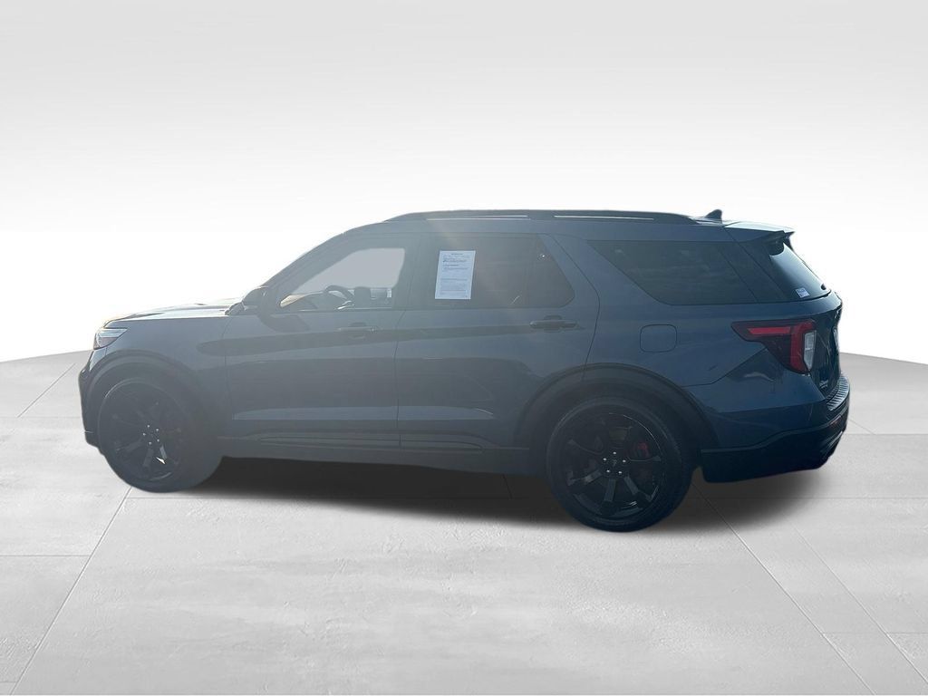 Used 2021 Ford Explorer ST w/ Equipment Group 401A AWD/4WD image 3