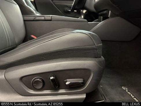 Used 2021 Lexus ES 300h w/ Accessory Package FWD image 28