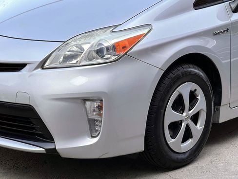 Used 2012 Toyota Prius Two FWD image 8