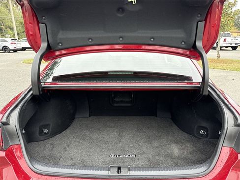 Used 2020 Lexus ES 300h w/ Premium Package image 31