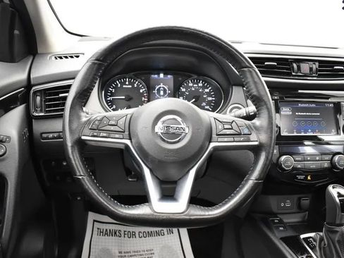 Used 2022 Nissan Rogue Sport SL w/ Premium Package image 21