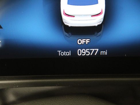 Certified 2023 BMW 330e w/ Premium Package image 17