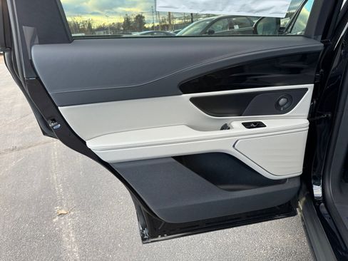 New 2026 Lincoln Nautilus Premier w/ Equipment Group 102A image 23