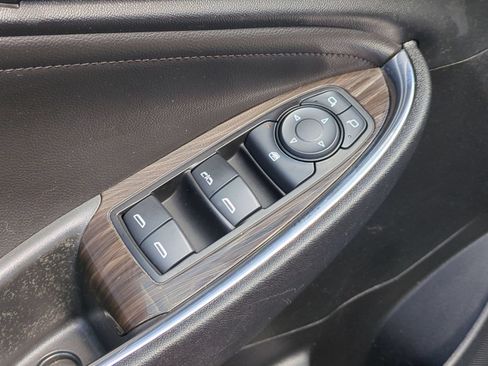 Used 2024 Chevrolet Malibu LT FWD image 12
