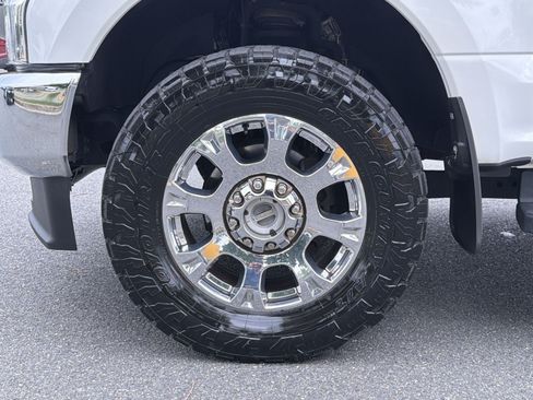 Used 2020 Ford F250 Lariat w/ Lariat Ultimate Package AWD/4WD image 17
