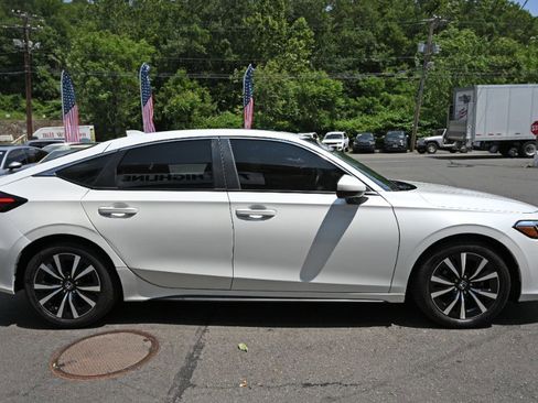 Used 2022 Honda Civic EX-L image 9