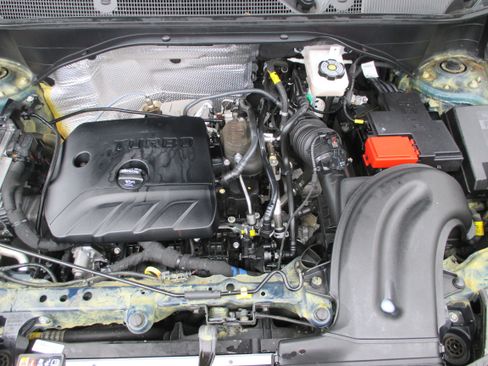 Used 2023 Buick Encore GX Select AWD/4WD image 27