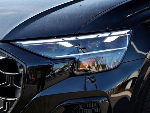 New 2026 Audi Q8 Premium Plus image 11