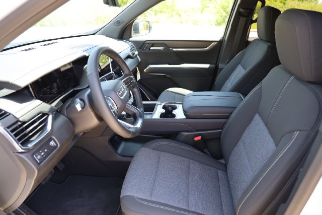 New 2026 GMC Acadia Elevation w/ Black Edition FWD image 12