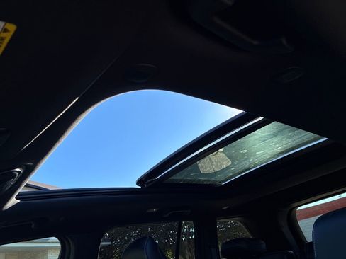 New 2025 Jeep Grand Cherokee Limited w/ Luxury Tech Group II image 20