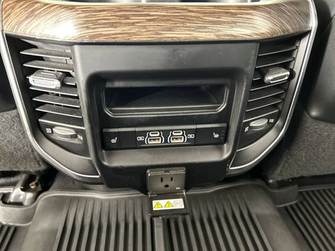 Used 2021 RAM 2500 Laramie AWD/4WD image 19