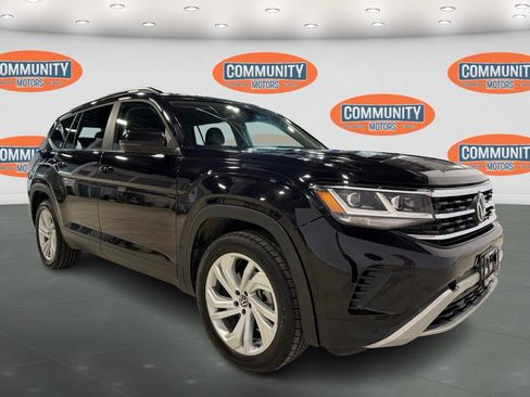 Used 2021 Volkswagen Atlas SE image 11