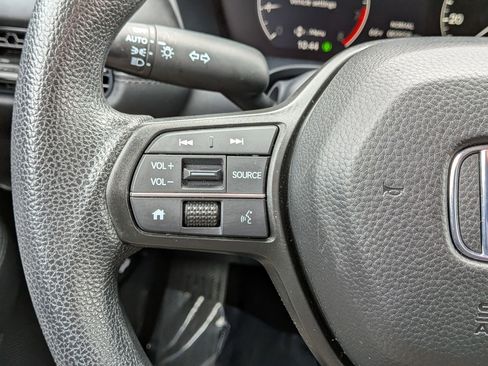 Used 2024 Honda HR-V LX image 14