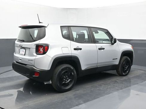 Used 2021 Jeep Renegade Sport image 5
