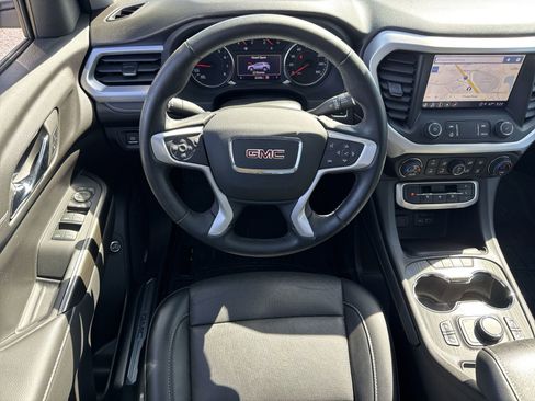 Used 2023 GMC Acadia SLT image 29