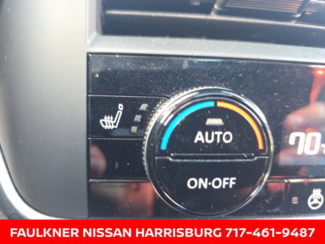 Certified 2023 Nissan Rogue SV w/ SV Premium B Package AWD/4WD image 26