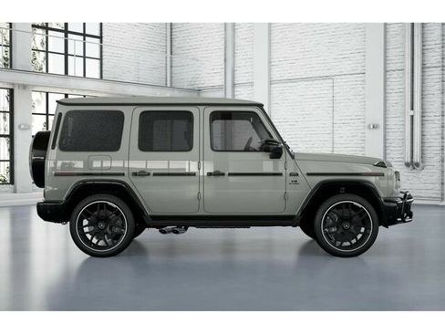 New 2026 Mercedes-Benz G 63 AMG 4MATIC image 3