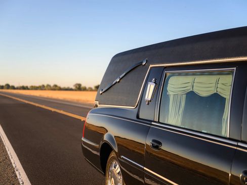 Used 2009 Cadillac DTS Hearse FWD image 27