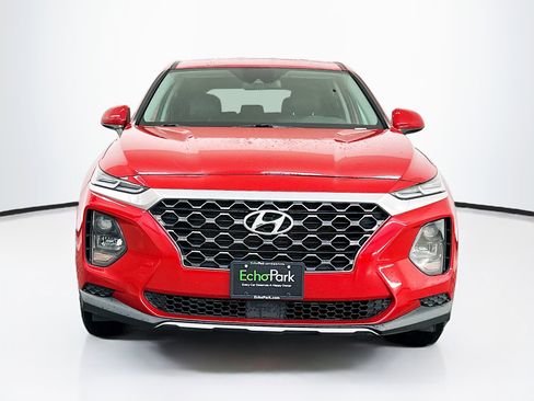 Used 2020 Hyundai Santa Fe SE AWD/4WD image 2