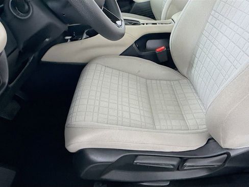 Certified 2023 Honda HR-V LX image 32