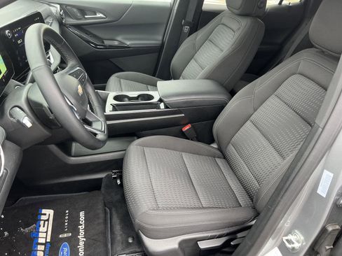 Used 2025 Chevrolet Equinox LT image 14