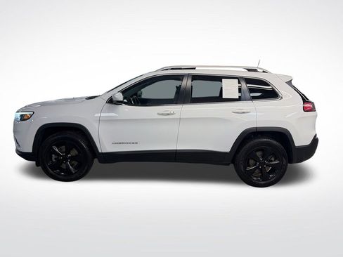 Used 2019 Jeep Cherokee Limited AWD/4WD image 2