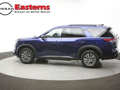 Used 2025 Nissan Pathfinder SV FWD image 60
