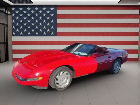 Used 1991 Chevrolet Corvette Convertible image 2