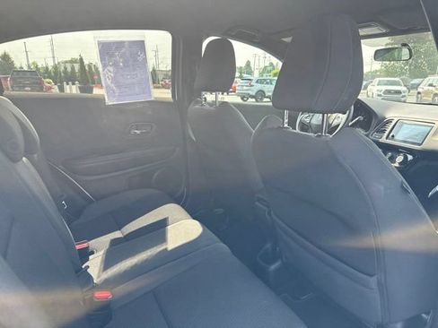 Used 2021 Honda HR-V Sport image 25