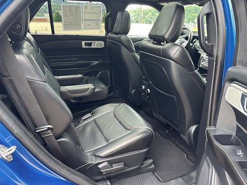 Certified 2020 Ford Explorer ST w/ Premium Technology Package AWD/4WD image 19