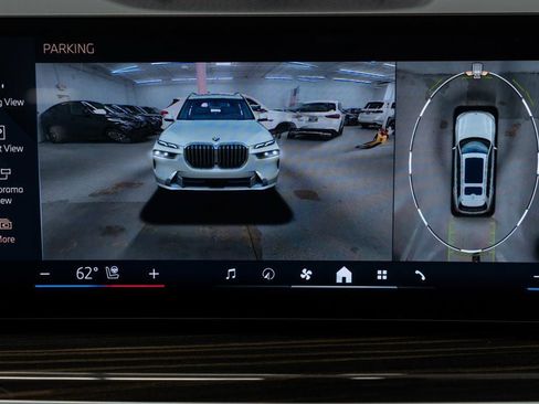 Used 2026 BMW X7 xDrive40i AWD/4WD image 31