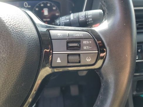 Used 2023 Honda Pilot Elite image 33