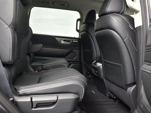 New 2026 INFINITI QX80 Pure w/ Cargo Package image 18