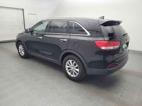 Used 2018 Kia Sorento AWD image 3