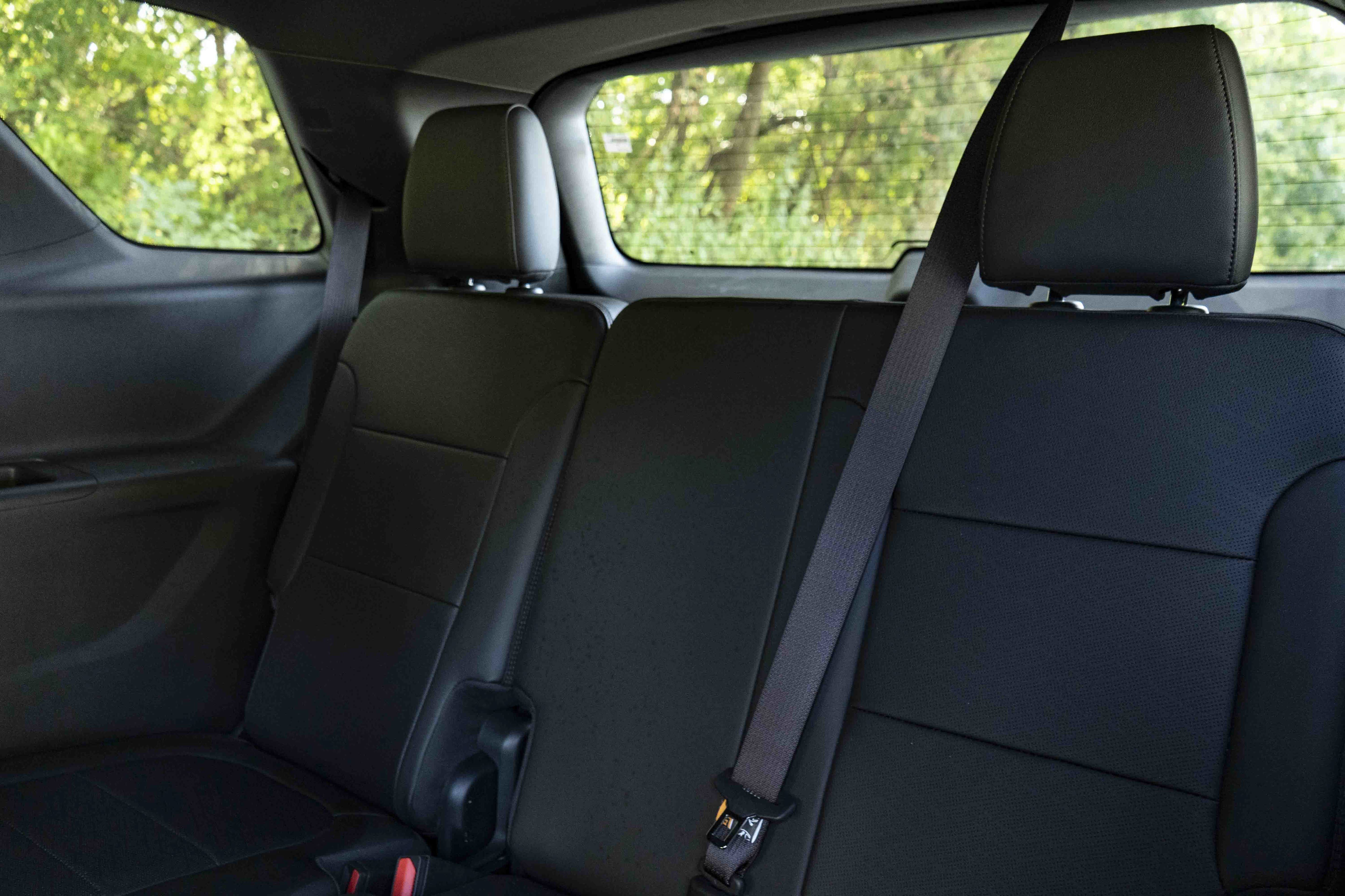 Used 2023 Chevrolet Traverse High Country w/ LPO, Floor Liner Package FWD image 19